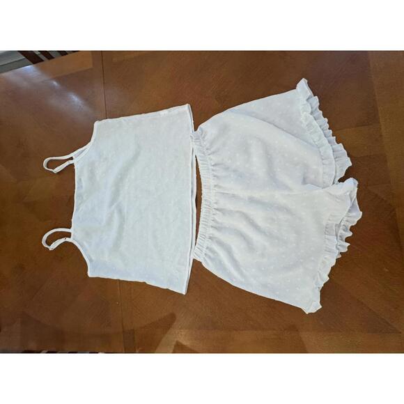 Other - White Textured Two-Piece Sleeveless Top and Shorts Set